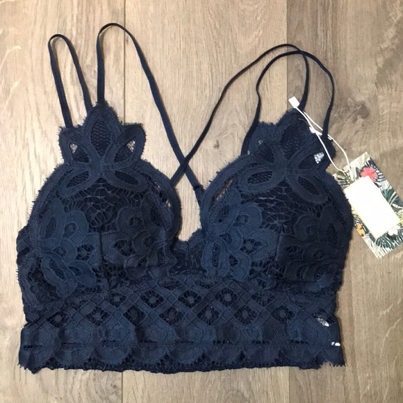 LUVBODY Boutique Other - Last S • 🆕 Lace Bralette